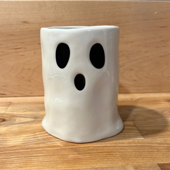 Bootiful Ghost Halloween Makeup Brush Holder - Picture 1 of 5